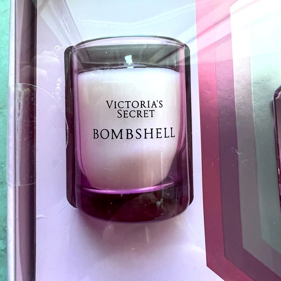 Victorias Secret Bombshell fragrance 3 piece set - perfume, candle, & lotion - Picture 3 of 5
